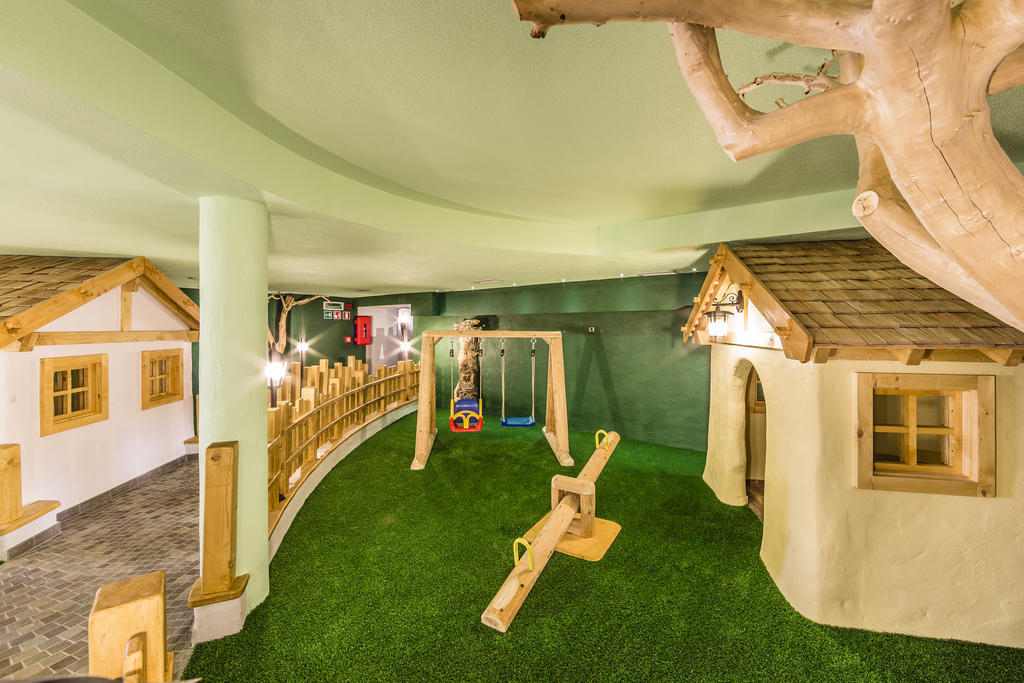 רידאנה Hotel Schneeberg Family Spa Resort מראה חיצוני תמונה